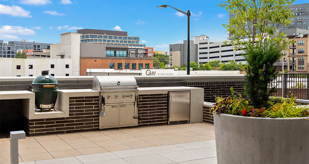 Outdoor Kitchen